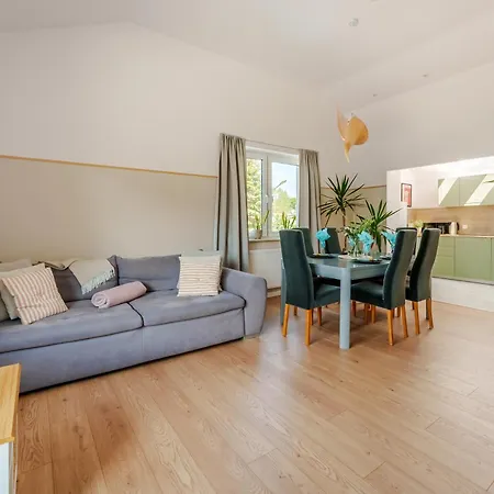 Lighthouse - Premium *