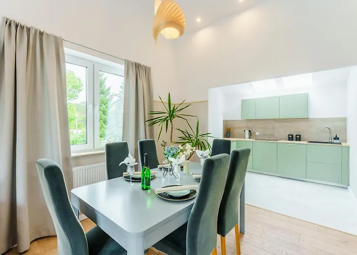 Lighthouse - Premium Dźwirzyno