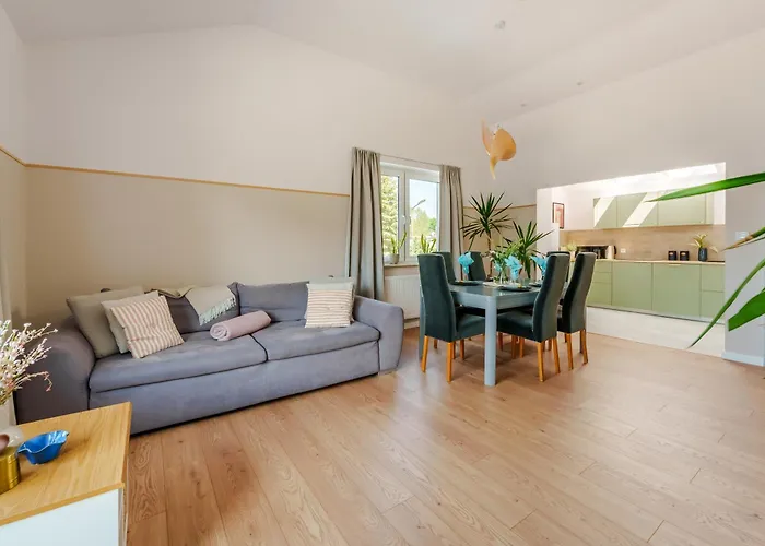 Lighthouse - Premium *